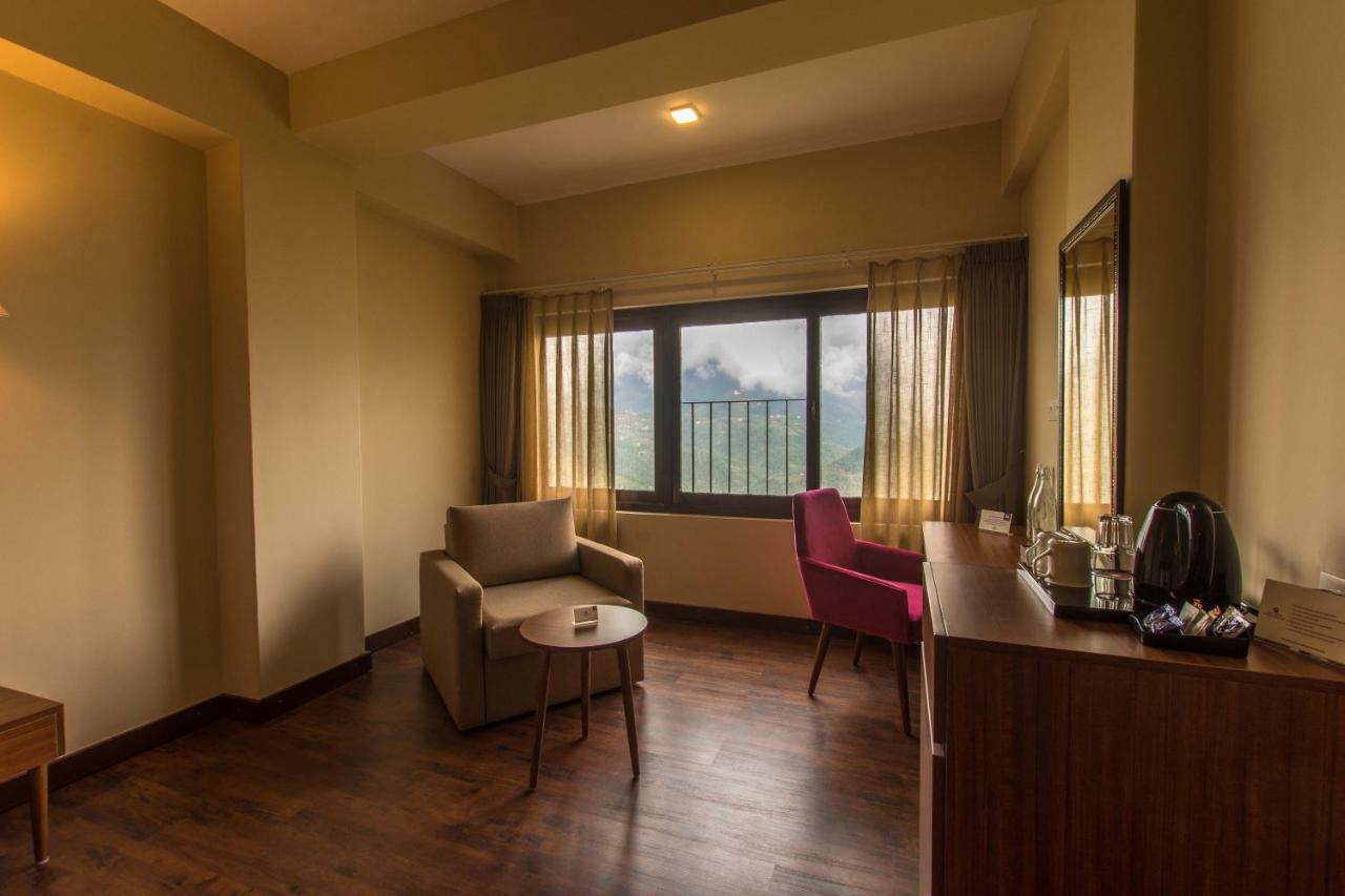 Mount Himalayan Hotel Gangtok Exterior photo
